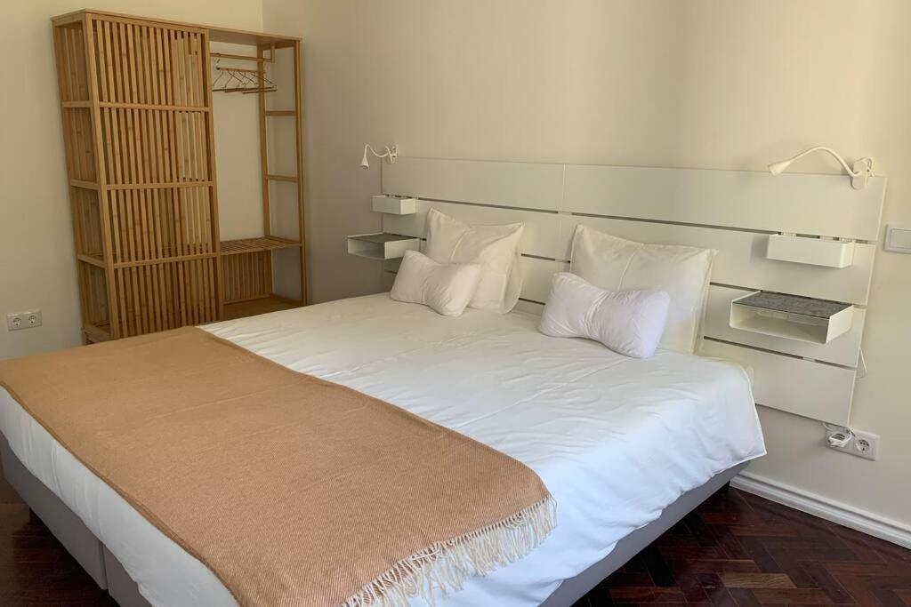Casa Do Largo Sardinha - Very Central Apartment With Ac Lissabon Exterior foto